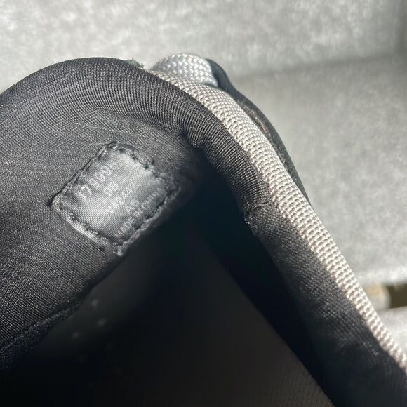 Lands' End Casual Black Leather Walking Sneakers Shoes Size 9 - Picture 9 of 9